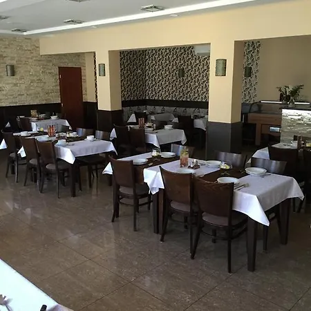 Stefarez New ゲストハウス